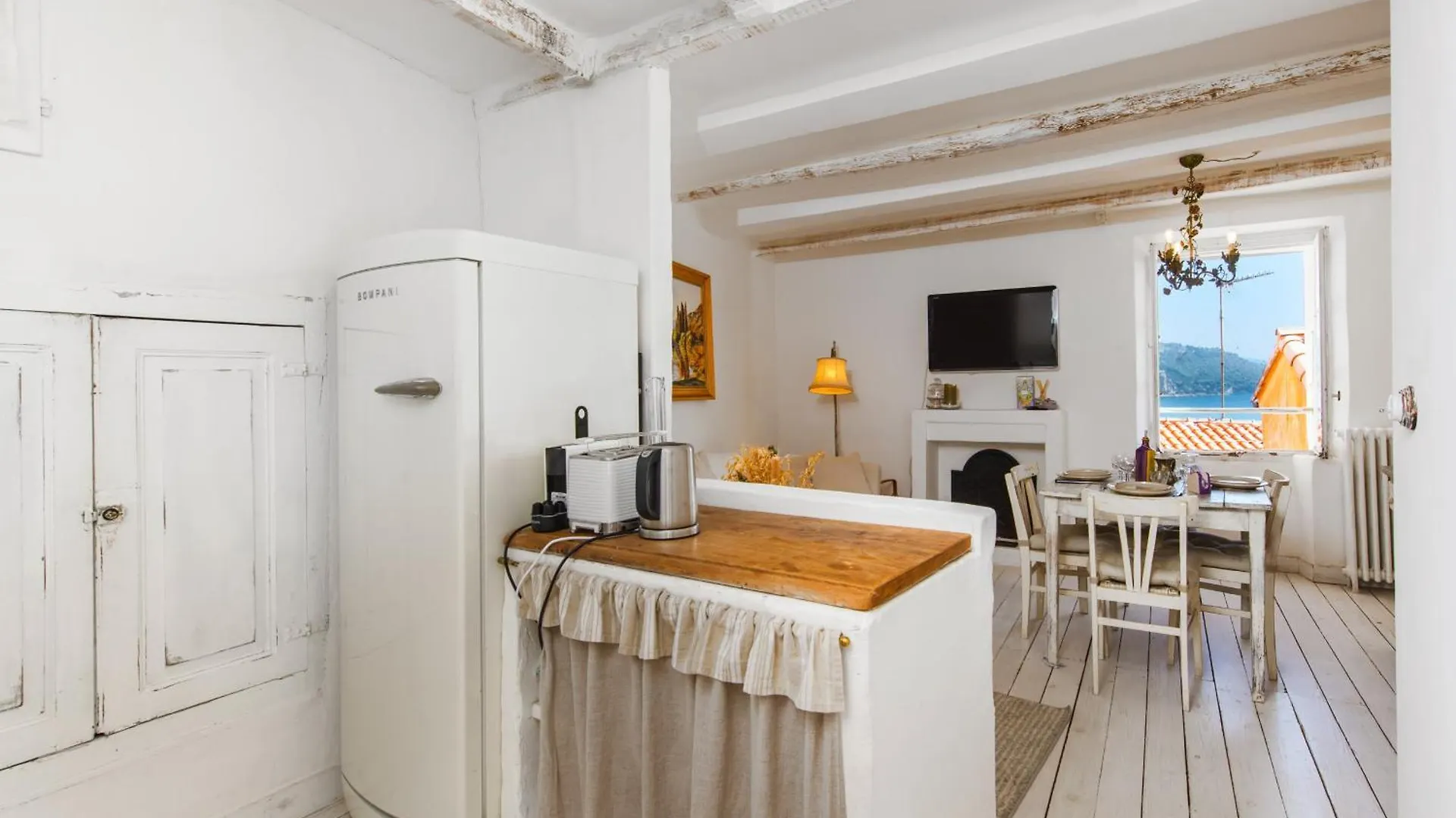 Apartment Au Vieux Chateau, Atypique Vue Mer Menton France